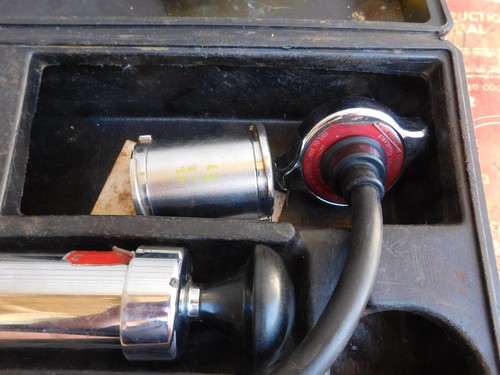 Atlas Cooling System Pressure Tester PT-10 675602 - Picture 2 of 11