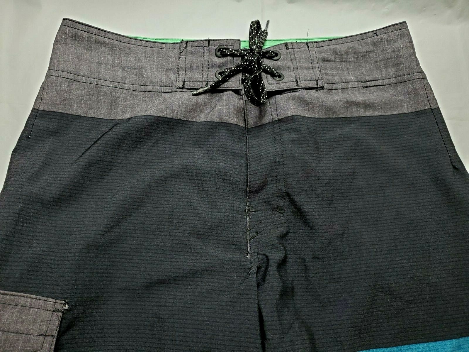 Picture 3 of 4