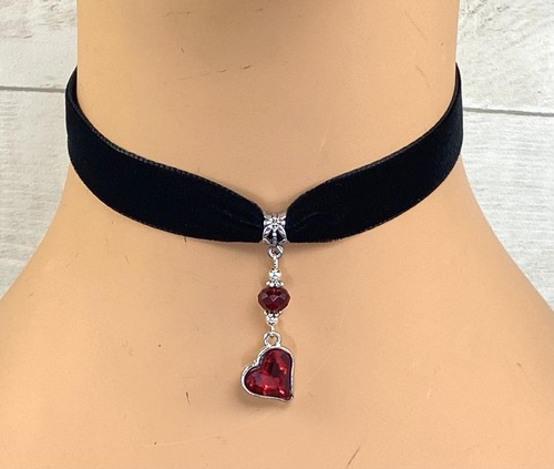 black velvet choker necklace Blood Red Heart pendant goth punk Novelty Party - Picture 1 of 3