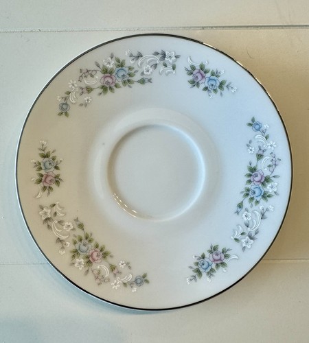 Vintage Carlton (Japan) Fine China Saucer - Corsage Patter - Picture 3 of 5