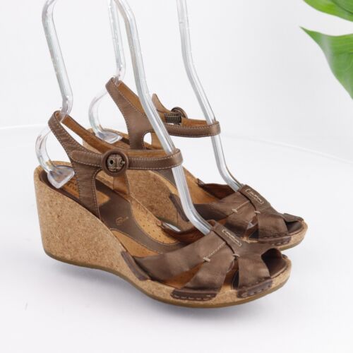 Clarks Women's Alameda Sandal Size 8 Bronze Leather Cork Wedge Heel Ankle Strap - Picture 2 of 16