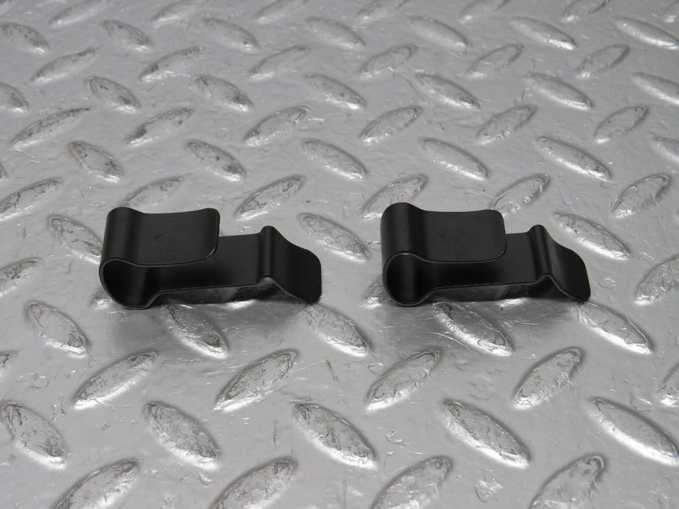 ⚙31116⚙ Mercedes-Benz W123 200D suporte de tampa de ventilador de radiador 1235040346 - Imagem 4 de 4