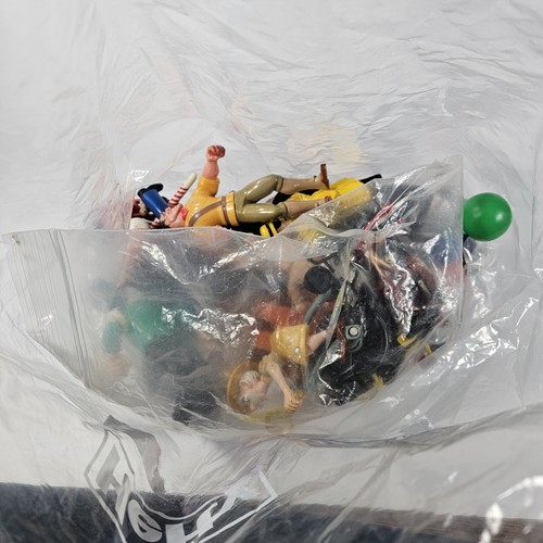 Konvolut Vintage Spielzeug Figuren Teile und Teile sowie komplettes Spielzeug - Bild 6 von 6