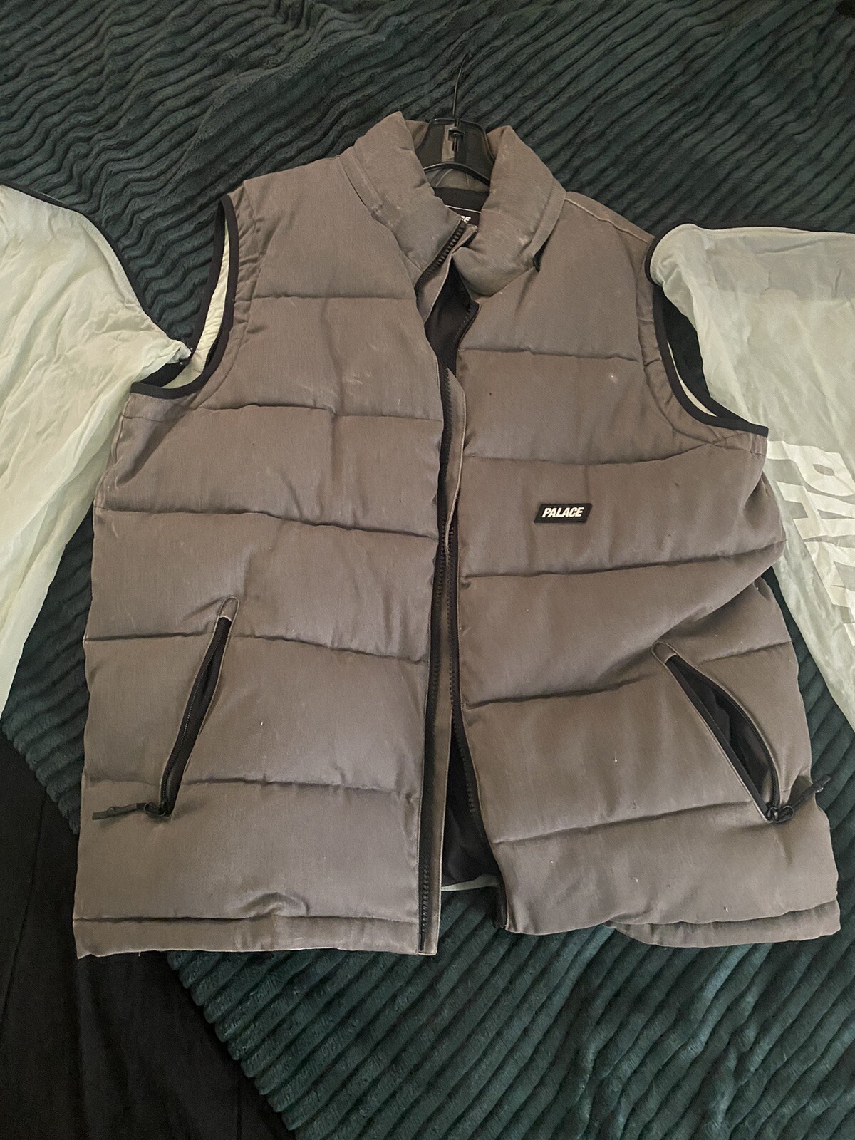 Picture 2 of 8