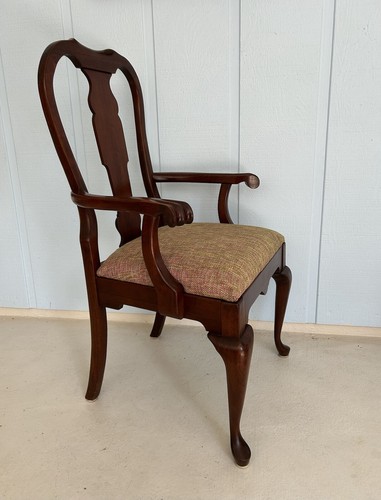 PENNSYLVANIA HOUSE Cherry Dining Room Armchair - Picture 4 of 9