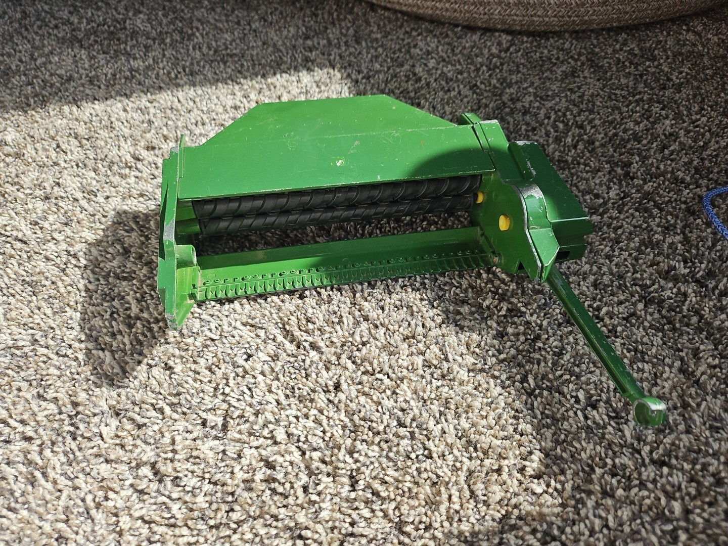 Picture 1 of 4