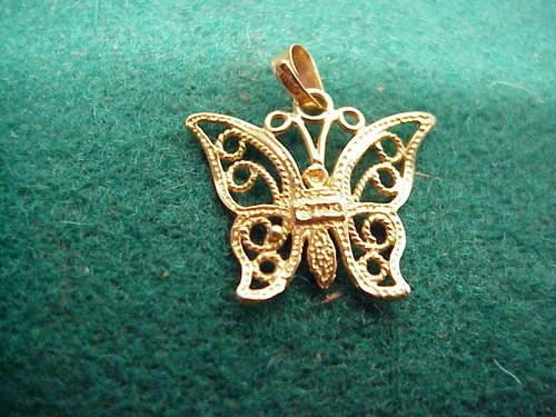 14 KT yellow gold see thru butterfly pendant preown - Picture 2 of 3