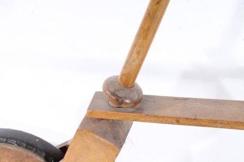 alter Gehstock Stock mit Rollen Holz Rollstock Tragehilfe Gehhilfe Vintage - Picture 4 of 12