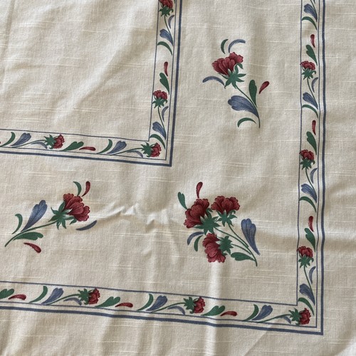 Lenox Poppies on Blue Large Rectangular Tablecloth 110x63” Kemp & Beatley - Picture 3 of 9