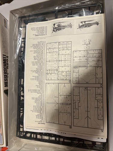 Hasegawa German Messerschmitt Me262A 1/32 Scale Model Kit 14 Free Shipping - Picture 2 of 4