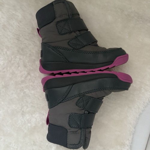 Sorel Whitney™ II Riemchen Winterstiefel Mädchen isoliert grau lila US 7 - Bild 6 von 8
