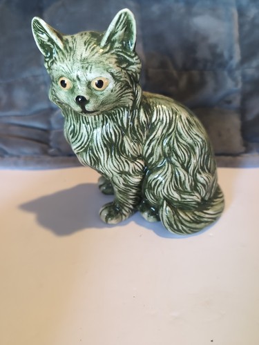 Vintage Ceramic Cat Yellow Eyes - Green Kitty  - Picture 1 of 6