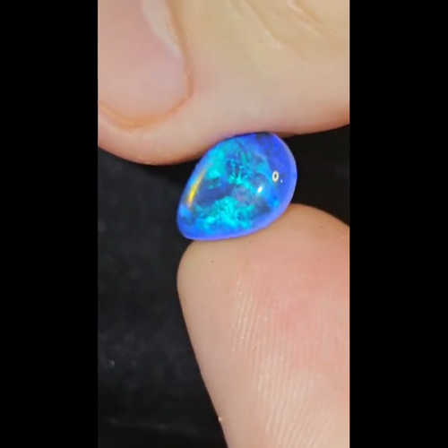 Pretty Lightning Ridge Crystal Opal 1.40 ct - Video 1 of 1