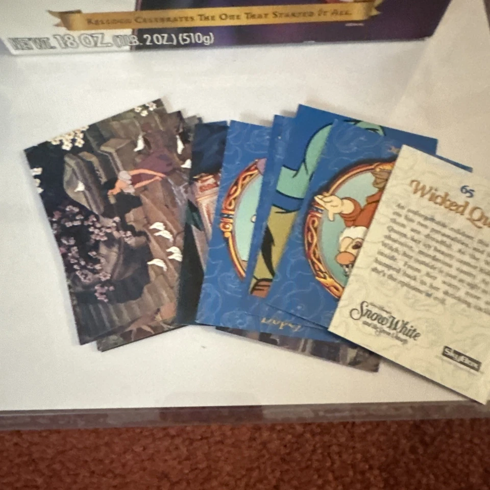 Disney Blancanieves Lote Kellogg Cereal Box Burger King Taza y Tarjetas Coleccionables Camiseta Foto 4 de 4