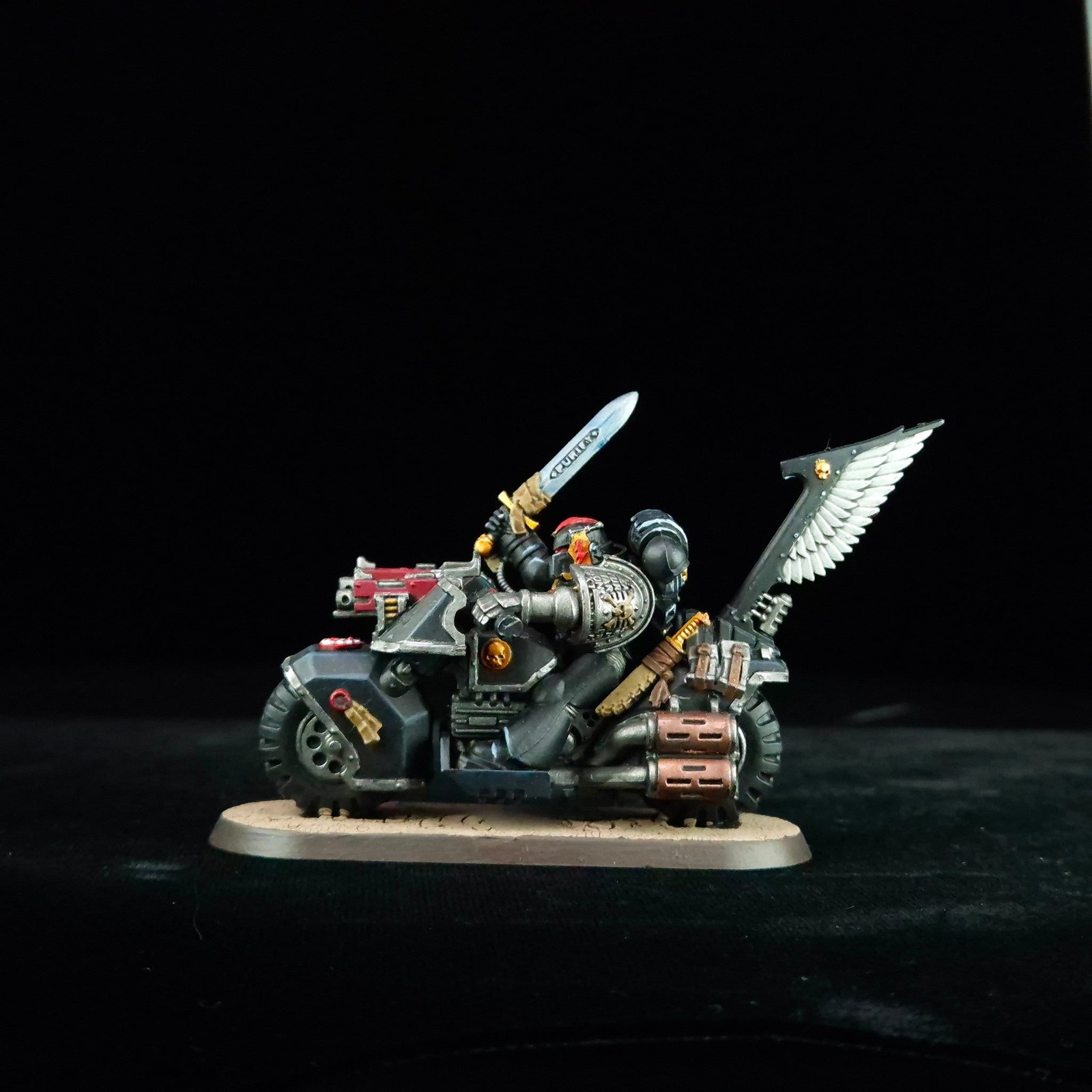 Picture 8 of 10