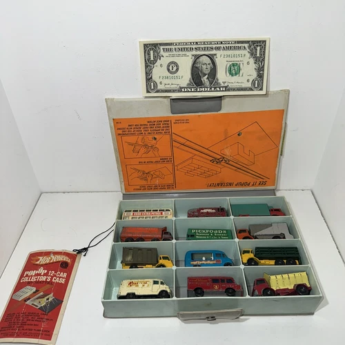 1968 HOT WHEELS VINTAGE REDLINE SERIES 12 CAR POP UP COLLECTOR CASE  & TRUCKS