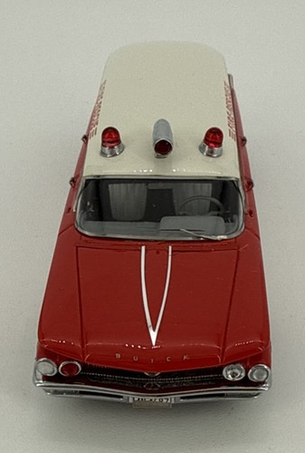 Neo Scale Models 1/43 Buick Fixable Premiere Ambulance No Box Nice Shape - Picture 2 of 6