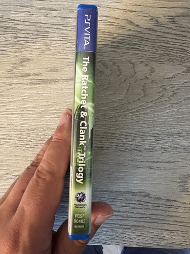 Ratchet and Clank Trilogy PS Vita Game Boxed Rare Tested & Working - Picture 3 of 5