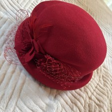 Red Hat Society Classic By Scala 100 Wool Vintage Flower Feather Netting Belt