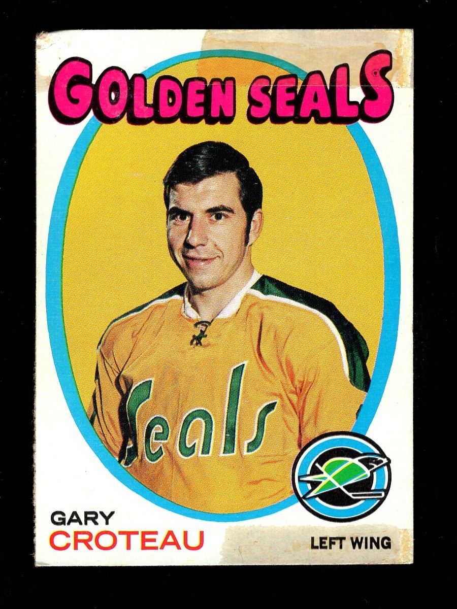 1971-72 TOPPS #17 GARY CROTEAU GOLDEN SEALS