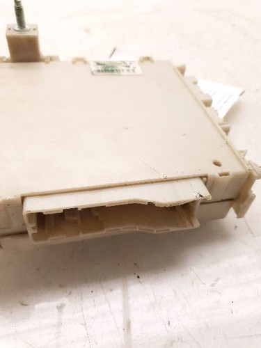 06 07 08 09 10 11 LEXUS GS450H FUSE JUNCTION BOX ASSEMBLY - Picture 7 of 12