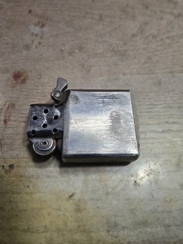 Vintage Working B F GOODRICH Zippo Lighter Pat # 2032695 3 Barrel Hinge 7708/33 - Picture 12 of 13