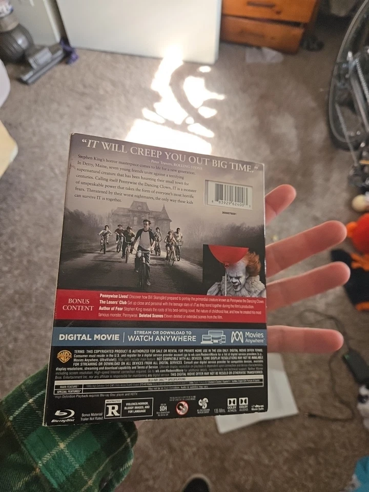 IT BLU RAY / DVD TARGET EXCLUSIVE LENTICULAR COVER POSTCARDS Foto 3 de 3