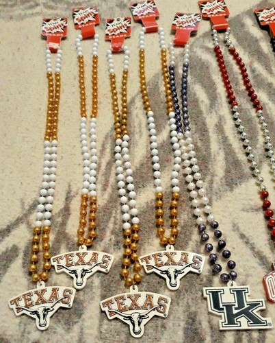 Mardi Gras Sports Beads Medallion Necklace ~ PICK YOUR TEAM - Picture 9 of 12