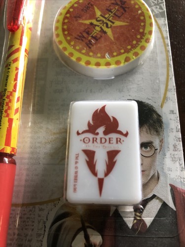 Harry Potter Weasleys’ Wizard Wheezes Stationary - Picture 4 of 5