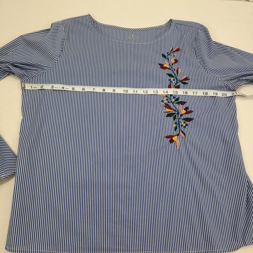 St Johns Bay Top Womens PL Blue White Pinstripe Floral Embroidery Boho Coastal - Picture 11 of 13