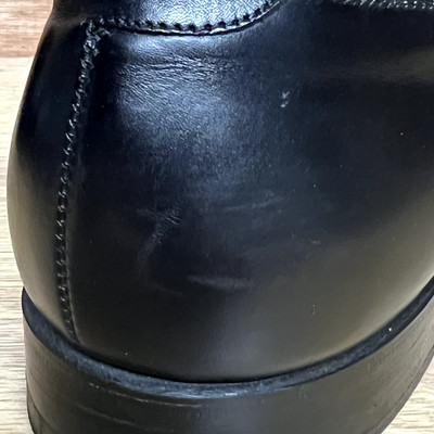 Alden 2817 Plain Toe Dover is built on the Plaza last. The model has a black Calfskin leather upper with a single leather outsole.