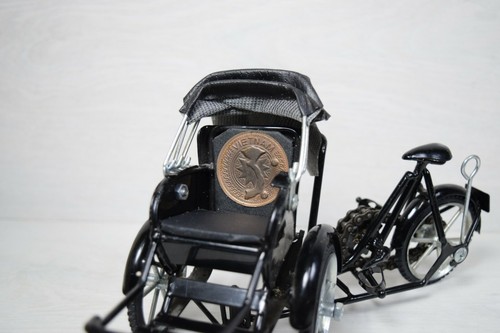 Vintage Metal 3 Wheel Cycle Pulled Rickshaw Handcrafted Functional Bicycle Model - Picture 5 of 11