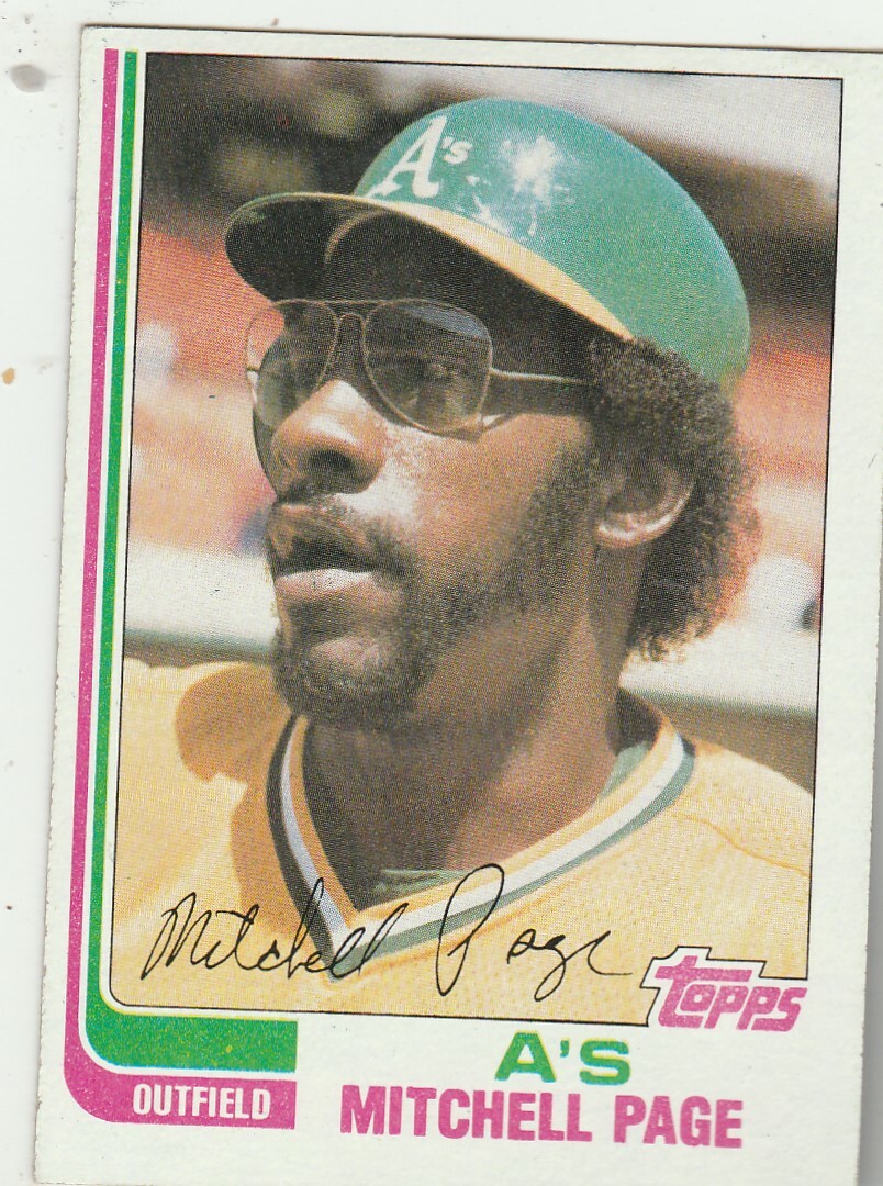FREE SHIPPING-MINT-1982 Topps #633 Mitchell Page Athletics PLUS BONUS CARDS