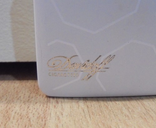 DAVIDOFF CIGARETTES ADVERTISIGN METAL LIGHTER - Picture 2 of 11