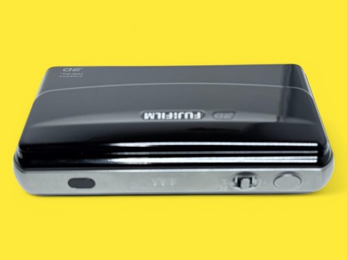 Fujifilm Fuji FinePix REAL 3D W1 Compact Digital Camera - Picture 8 of 8