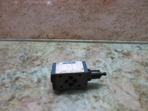 VICKERS VALVE UNIT DGMFN 3 X B2W 21 SINGLE SIDED