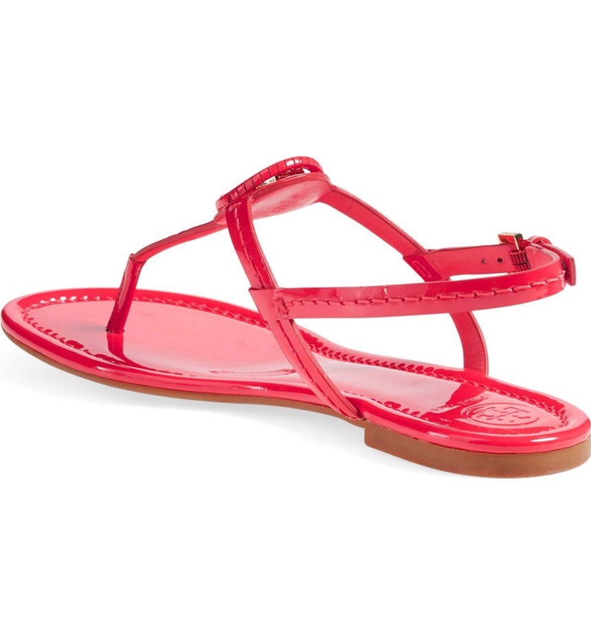 225 Tory Burch Dillan Flat Gold Sandals Pelle Gold Flat Logo Thongs Flip Flop 8.5 Shoe 11f221 225 Tory Burch Dillan Flat Gold Sandals Pelle Gold Flat Logo Thongs Flip Flop 8.5 Shoe 11f221