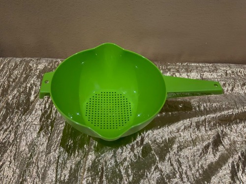 Nuevo Colador/Colador Tupperware Pequeño 1Q Hermoso Color Verde - Imagen 2 de 4