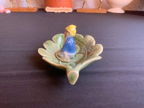 WADE - SHAMROCK POTTERY MADE IN IRELAND - LEPRECHAUN OAK LEAF TRINKET-PIN DISH - Picture 8 of 8