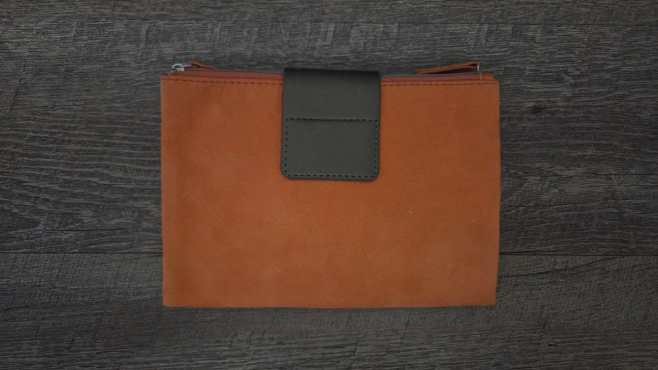 Bolso clutch organizador de viaje Air France naranja Foto 2 de 4