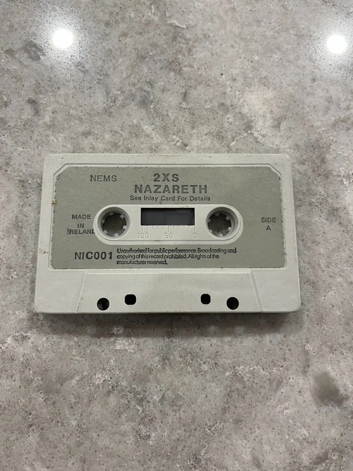 2XS by Nazareth Cassette  Foto 3 de 4