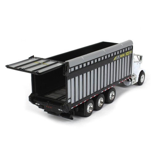 Spec Cast 1/64 White Peterbilt with H&S Big Dog 1226 Forage Box Cust-2011 - Picture 5 of 6