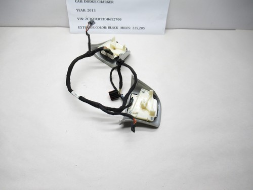 2011-2014 Dodge Charger Steering Wheel Buttons Pair Set 620325901 OEM - Picture 4 of 10