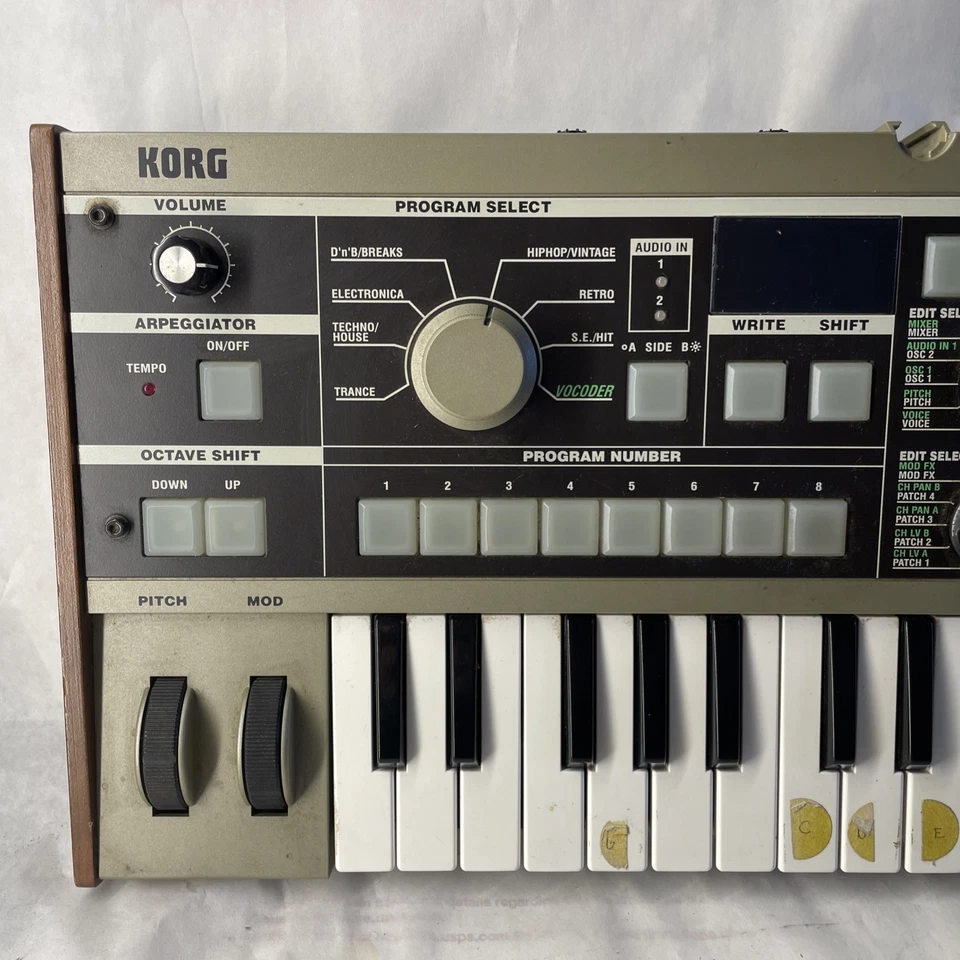 Korg MicroKorg Keyboard Vocoder Analog Modeling Synthesizer - Tested ! READ!  - Image 2 of 4