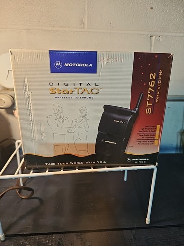 Rare téléphone à clapet Motorola StarTac Digital Wireless (CDMA) avec extras - Photo 2 sur 12