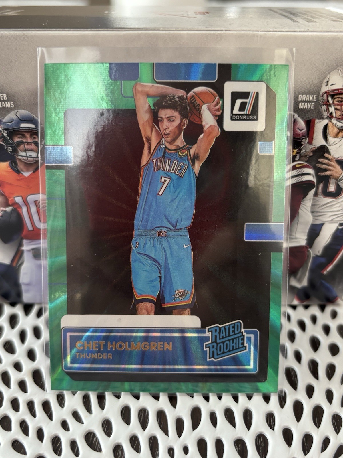 2022-23 Panini Donruss - Rated Rookie Chet Holmgren #202 Holo Green Laser (RC)