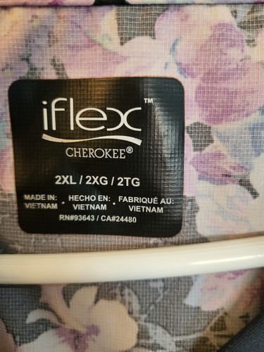 Scrub Tops Lot U-Pick - Disney, Peanuts, Star Wars, Holiday, Cats, Dogs, Flowers - Picture 426 of 442