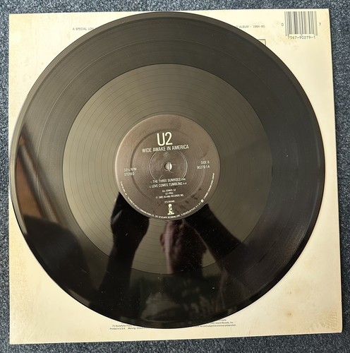 U2 – Wide Awake In America 12" EP Island USA Specialty PRESS 1985 GRADED VINYL - Picture 3 of 3
