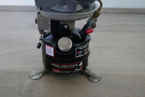 Vintage Coleman Stove 400A w/ Padded Stove Bag - Picture 4 of 9