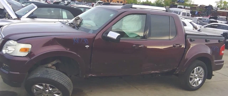 Coolant Reservoir Tank 06-10 EXPLORER 2323923 - Image 3 of 4